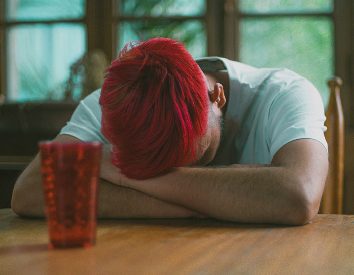 “Weddings”: 30 Things That People Realized Are Pure Nonsense As They Aged