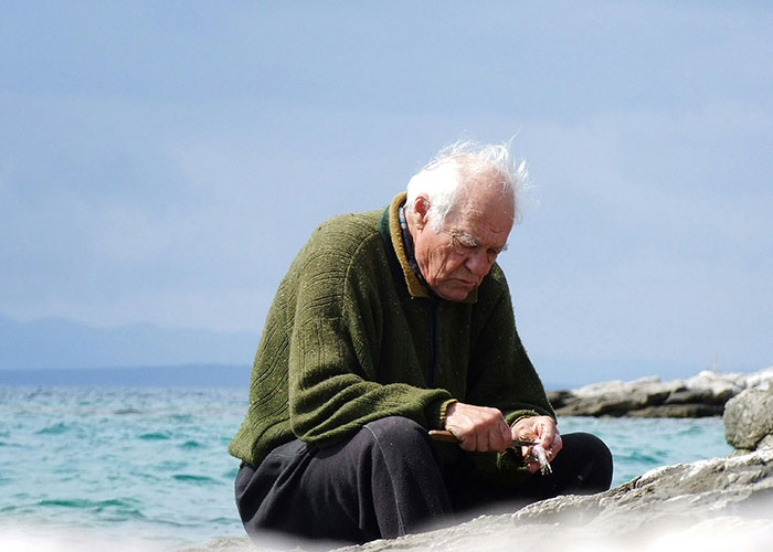 “My Stepdad Catfished Me”: 45 Deeply Disturbing Experiences That Left People Struggling