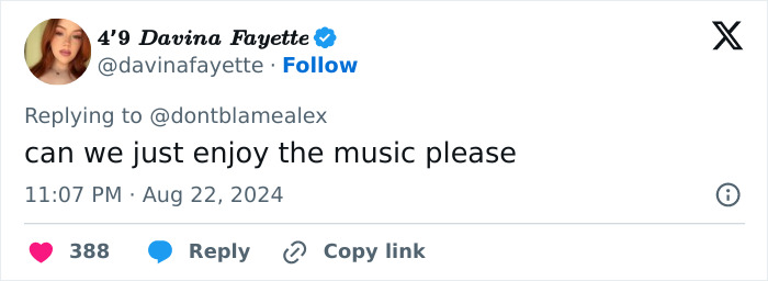 Sabrina Carpenter Might Have Exposed A Celebrity Gen Z Love Triangle Sabrina Carpenter Might Have Exposed A Celebrity Gen Z Love Triangle