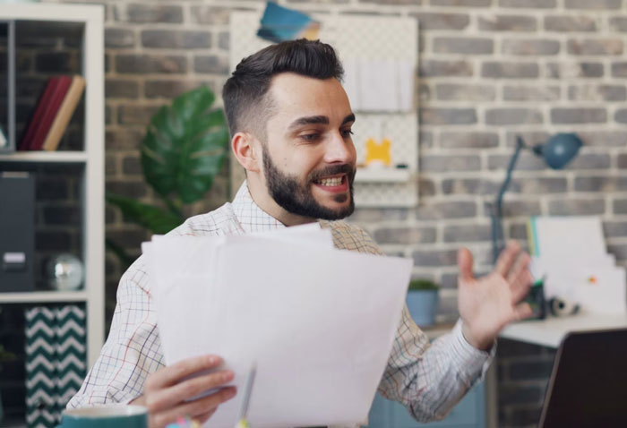 “He Just Kept Going”: Candidate's Simple Request Sparks Unexpected Fury As HR Goes Berserk “He Just Kept Going”: Candidate's Simple Request Sparks Unexpected Fury As HR Goes Berserk