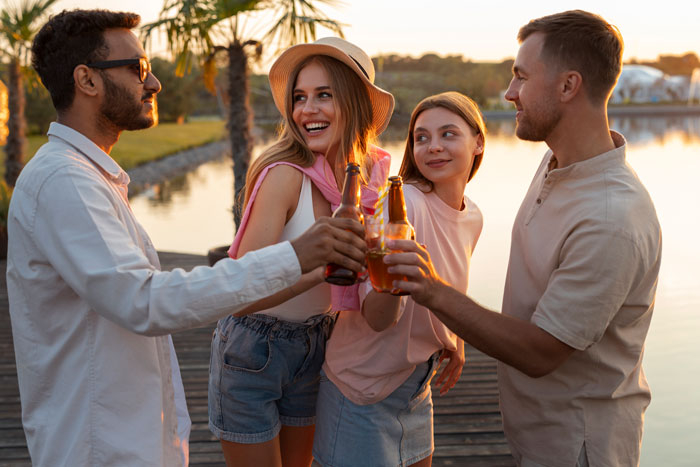 GF Takes Shots At BF’s Shortcomings In Front Of Her Friends, He Tells Her She’s Welcome To Leave GF Takes Shots At BF’s Shortcomings In Front Of Her Friends, He Tells Her She’s Welcome To Leave