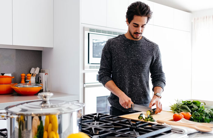 30 Habits And Behaviors That Are Signs Of Good Upbringing