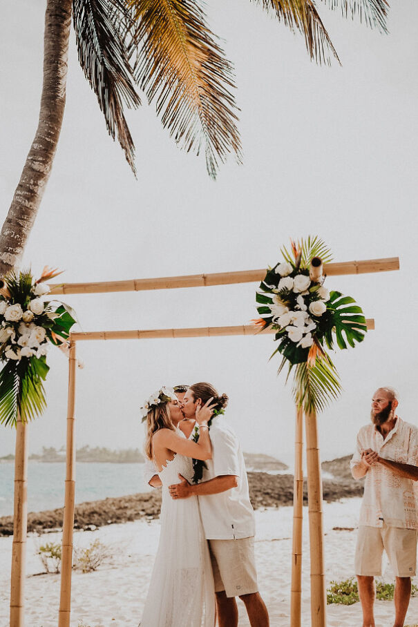 29 Innovative Beach Wedding Ideas: Ocean Oasis I Do's
