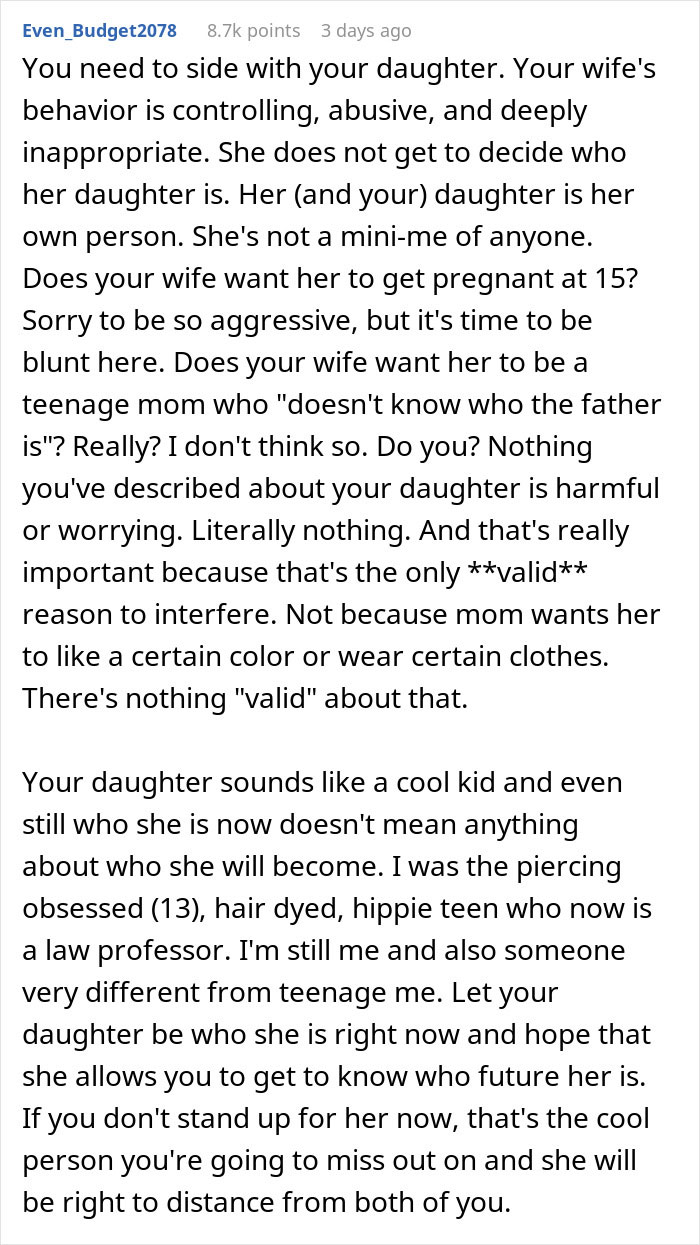 Teen&rsquo;s Aesthetic Doesn&rsquo;t Match What Her Mom Envisioned For Her, Mom Can&rsquo;t Take It Anymore