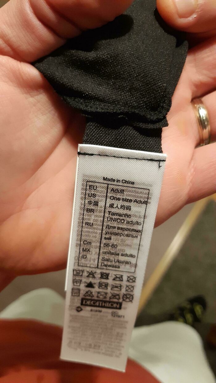 Decathlon Attach Their Clothes Labels To A Little Strip Of Extra Fabric, So You Can Easily Cut It Off Without Leaving A Scratchy Little Nub