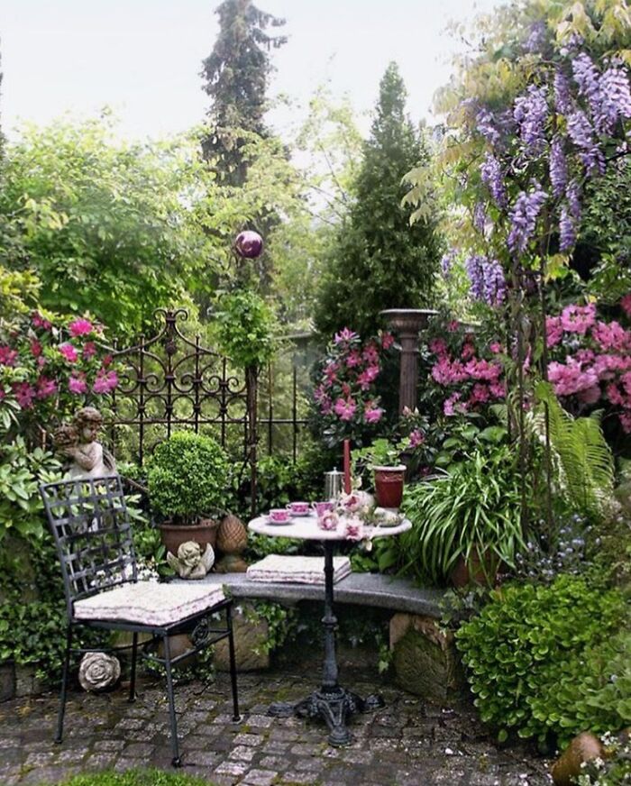 Beautiful-Gardens-Instagram