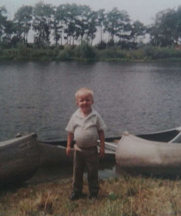 Parecía un hombre de mediana edad