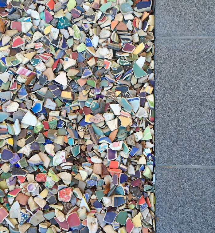 Art Museum Uses Glazed Ceramic Bits As Groundcover