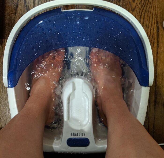 With Its Heat Boost Feature And Soothing Bubbles, This Homedics Foot Spa Massager Is The Ultimate Way To Treat Your Feet Like Royalty