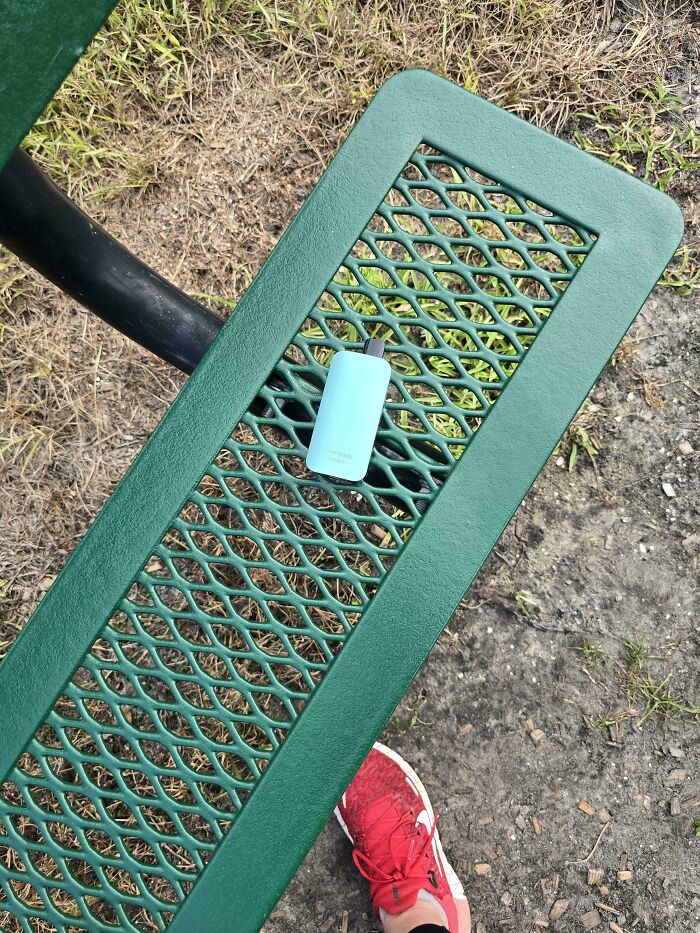 Found At The Park And Grabbed Before My Daughter Could. Turns Out It's Disposable. What A Waste Of Material For One Use And Screw People Who Leave These At Parks 🙄
