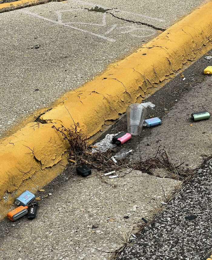 I Wouldn’t Care If People Vaped If They Weren’t Generating So Much Plastic Waste