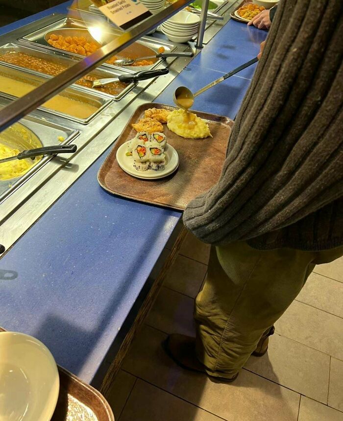 Saw A Guy Plating His Food On A Buffet Tray