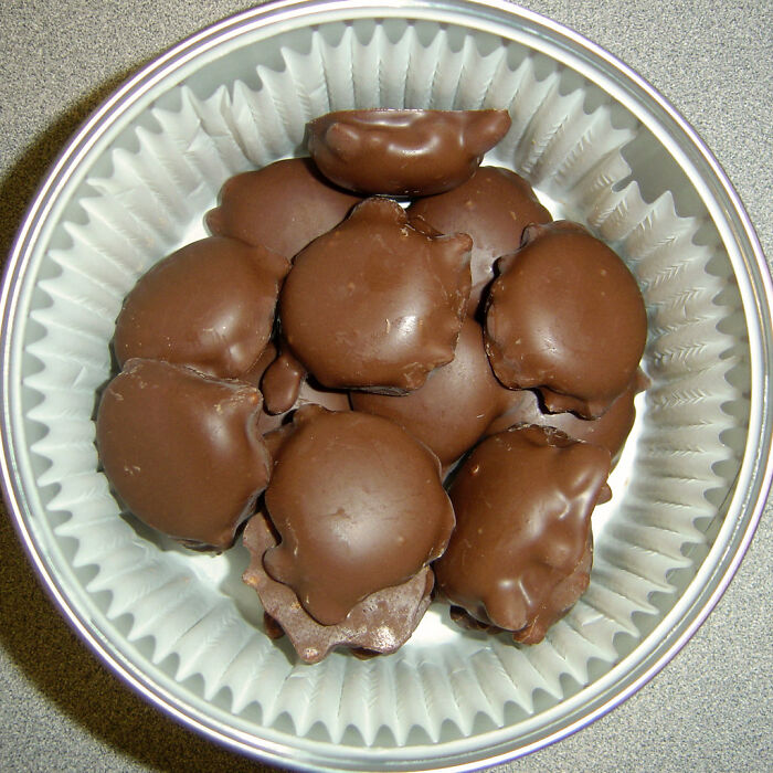 30 Ex-Workers Are Sharing Info About Their Companies Now That They’re Not Under An NDA