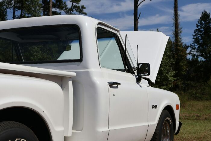 Hey Pandas, AITA For Blocking My Driveway After Someone Parked In It?