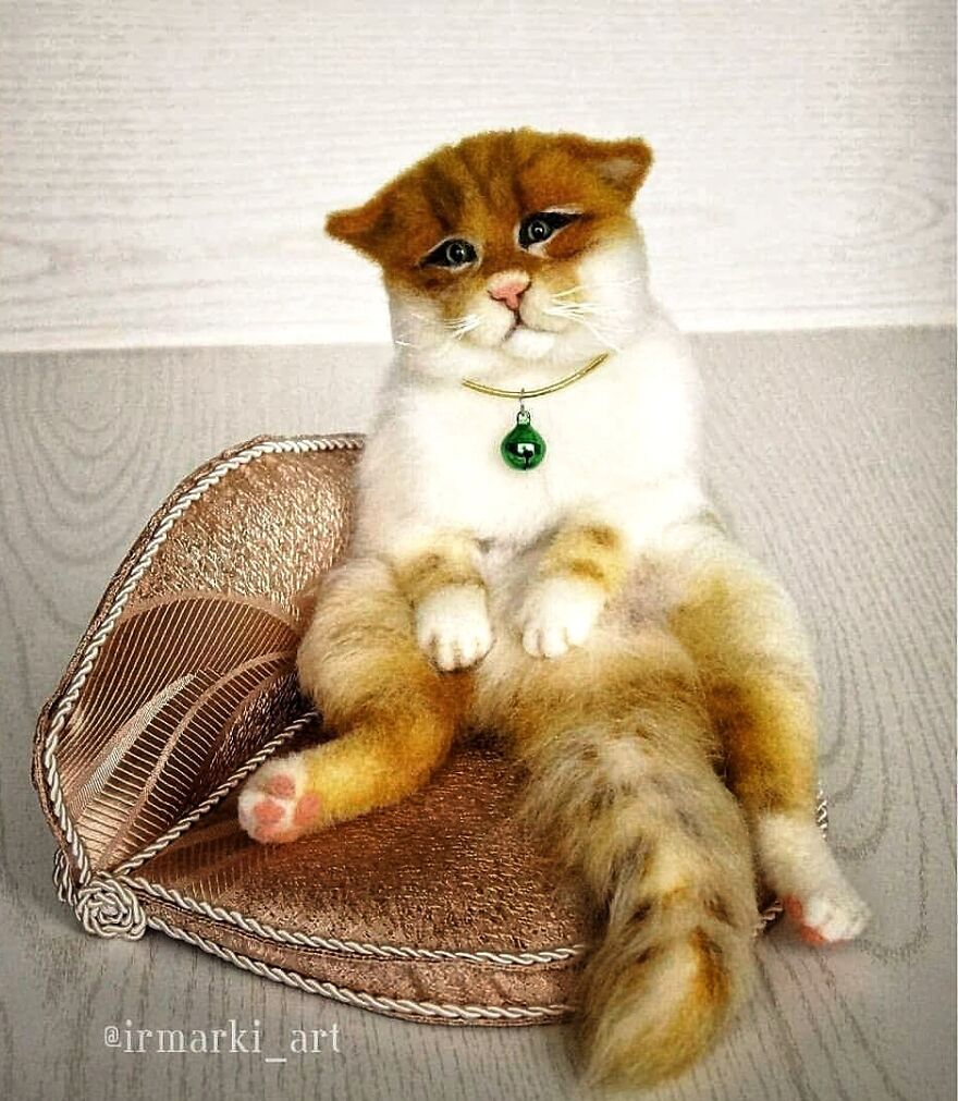 Leo The Cat, A Portrait Toy