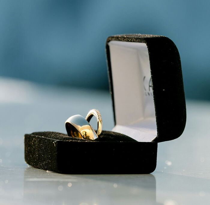 Hey Pandas, WIBTA For Calling Off Our Big Wedding Plans Because I&rsquo;m Worried They Could Get Ruined?