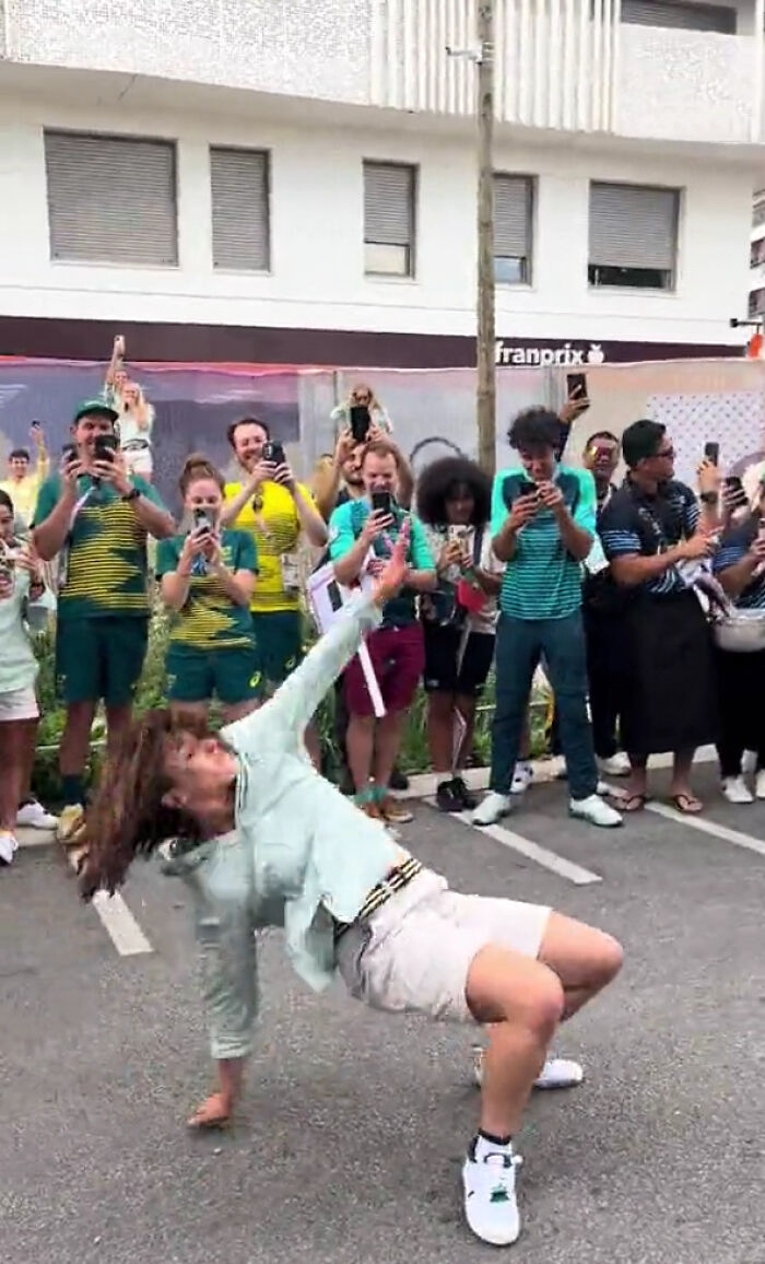 Unseen Footage Of Bullied Aussie Breaker Has Fans Asking, &ldquo;Where Was This In The Competition?&rdquo;