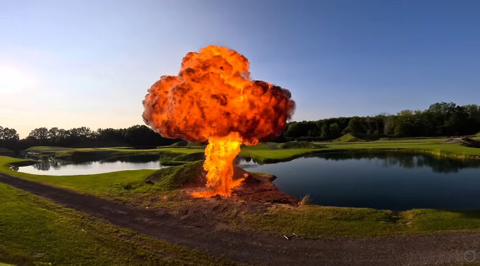 “Biggest Crybaby Fit”: Man Blows Up His Harley-Davidson Motorcycle Because Brand Has Gone “Woke” “Biggest Crybaby Fit”: Man Blows Up His Harley-Davidson Motorcycle Because Brand Has Gone “Woke”