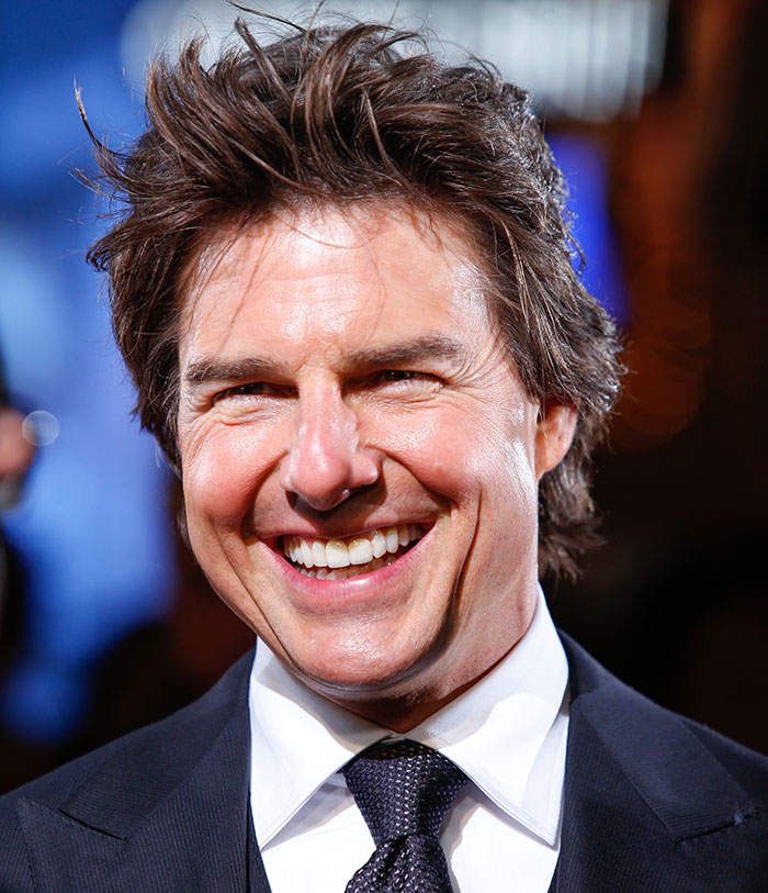 Tom Cruise’s Olympics Stunt Overshadowed By His “New Face” Tom Cruise’s Olympics Stunt Overshadowed By His “New Face”