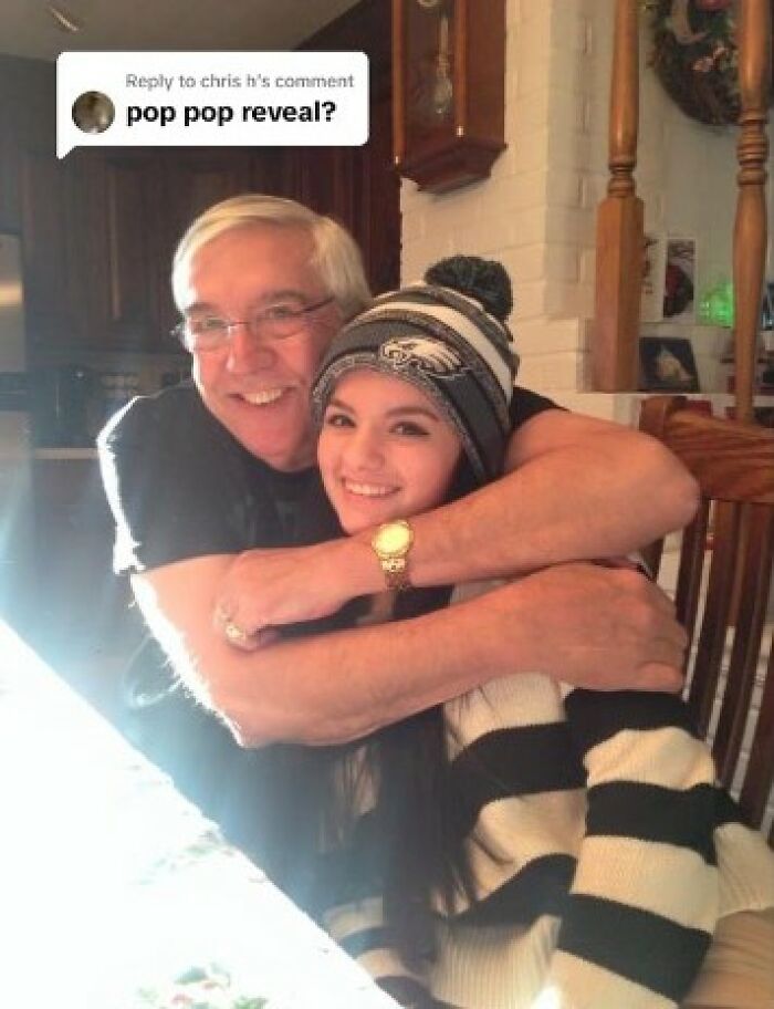 Woman Buys Her Late Grandfather’s Car Only To Discover A Heartwarming Recording Woman Buys Her Late Grandfather’s Car Only To Discover A Heartwarming Recording