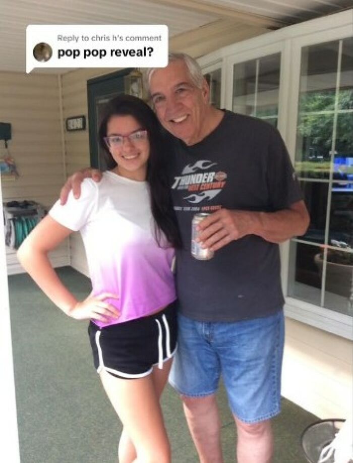 Woman Buys Her Late Grandfather’s Car Only To Discover A Heartwarming Recording Woman Buys Her Late Grandfather’s Car Only To Discover A Heartwarming Recording