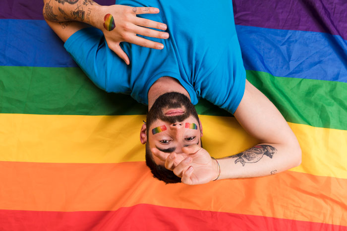 Man Starts Pushing His Beliefs On His Office Manager By Text After Learning They&rsquo;re Gay