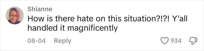 TikToker Mistakenly Eats Neighbor's DoorDash Order, Wins Hearts With Sweet Gesture