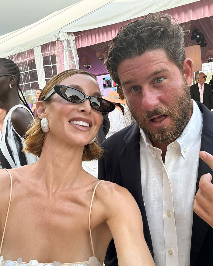 Whitney Port Accuses Jennifer Lopez Of Staging Paparazzi Photos: "She&rsquo;s Addicted To Attention"