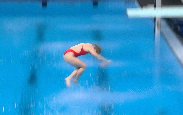 Fans Realize How Dangerous Olympic Diving Is After Alison Gibson’s “Nightmare” Fans Realize How Dangerous Olympic Diving Is After Alison Gibson’s “Nightmare”