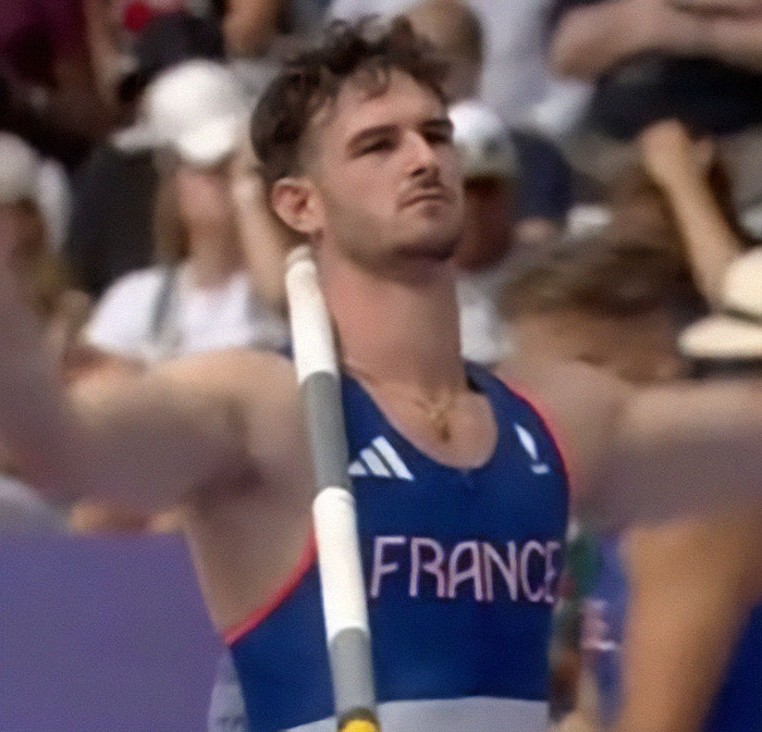 French Pole Vaulter Breaks Silence After Bulge Costs Him Medal