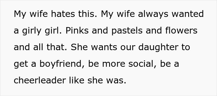 Teen&rsquo;s Aesthetic Doesn&rsquo;t Match What Her Mom Envisioned For Her, Mom Can&rsquo;t Take It Anymore