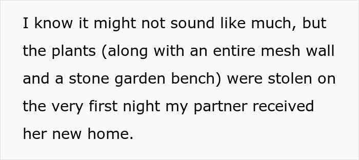 &ldquo;We Called The Police&rdquo;: Newcomer Discovers Her Bench And Plants Displayed In Neighbors&rsquo; Yard