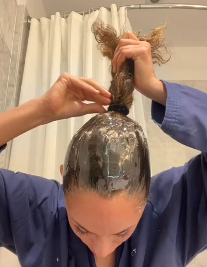 Artistic Swimmers Share The &ldquo;Painful&rdquo; Hair Routine To Beautify Their Olympic Games Routines