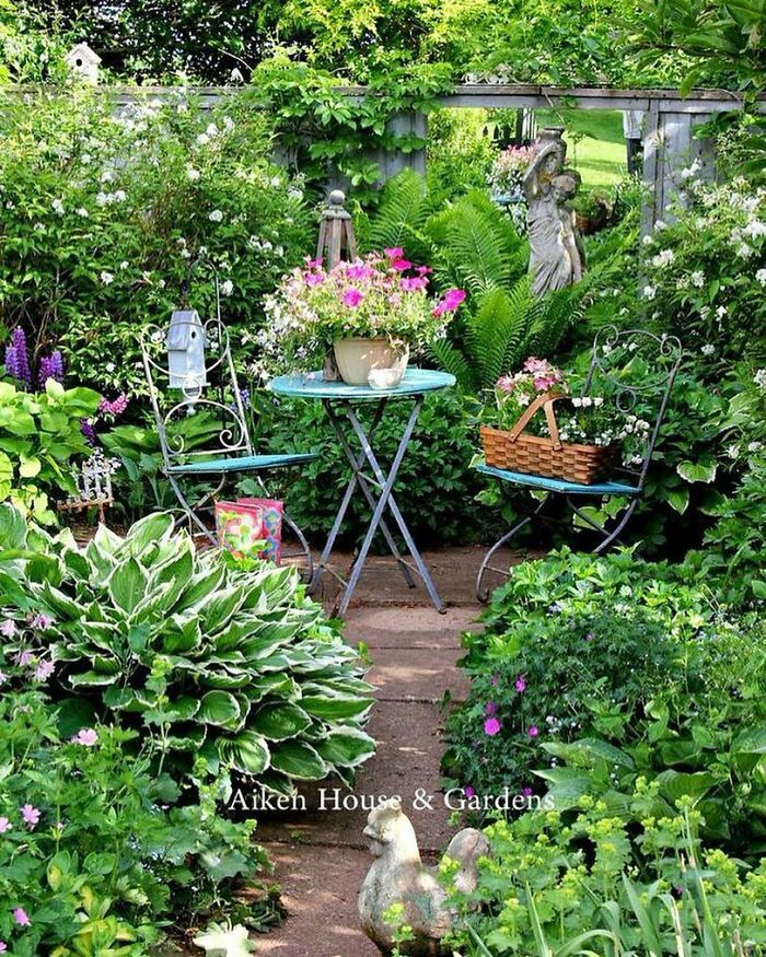 Beautiful-Gardens-Instagram