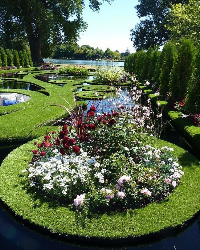 Beautiful-Gardens-Instagram