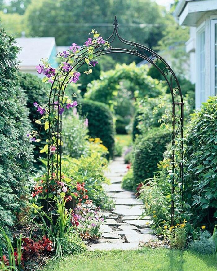 Beautiful-Gardens-Instagram