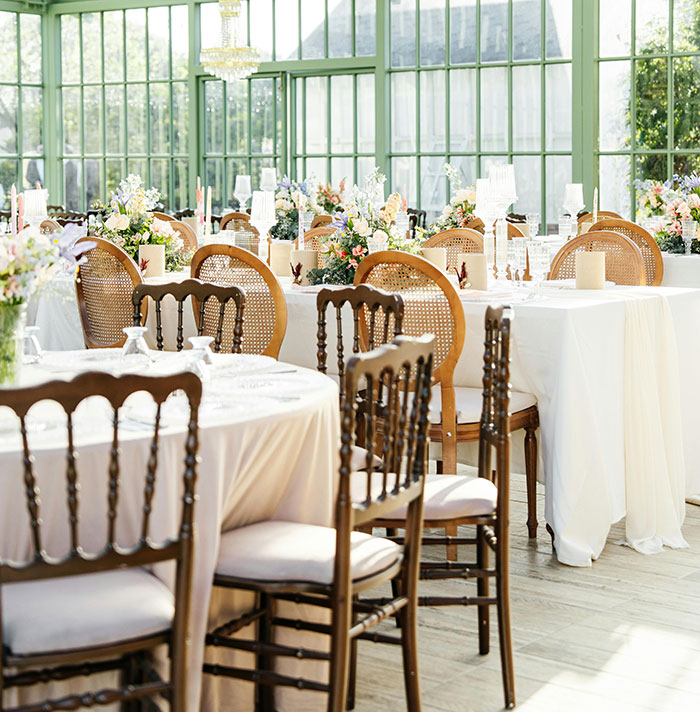 Couple&rsquo;s Bizarre Requests And Inappropriate Pre-Wedding Cards Upset Family And Guests