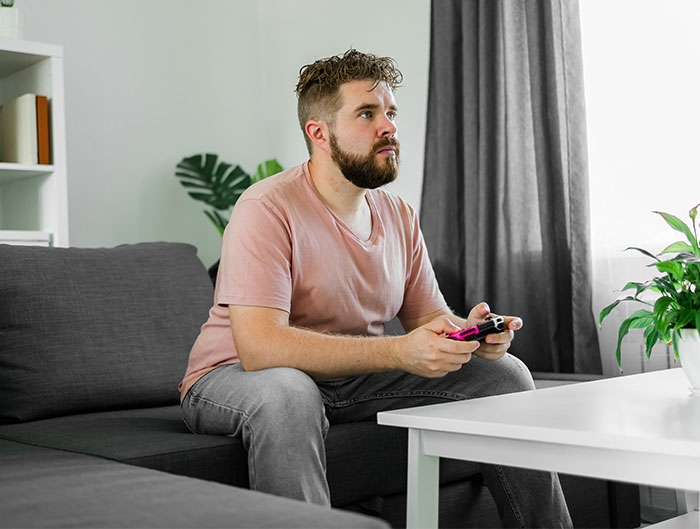 Woman Becomes The Embodiment Of &lsquo;Shocked Pikachu Face&rsquo; After Insults Make Free Babysitter Quit