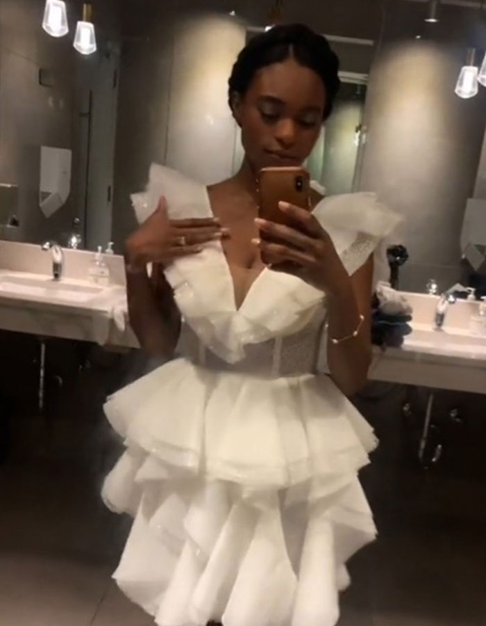 Bride&rsquo;s Scam Claim Against Dress Designer Sparks Fierce Debate After Business Exposes Their Texts