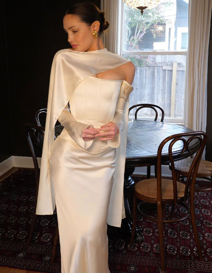 Bride&rsquo;s Scam Claim Against Dress Designer Sparks Fierce Debate After Business Exposes Their Texts