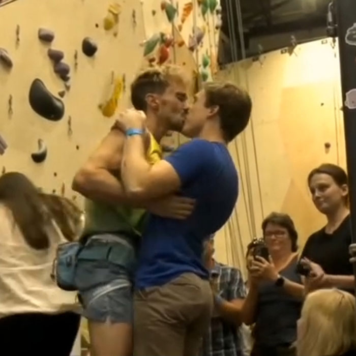 "We&rsquo;re Still Not Safe Here": Olympic Climber Responds To Homophobic Trolls By Kissing Boyfriend