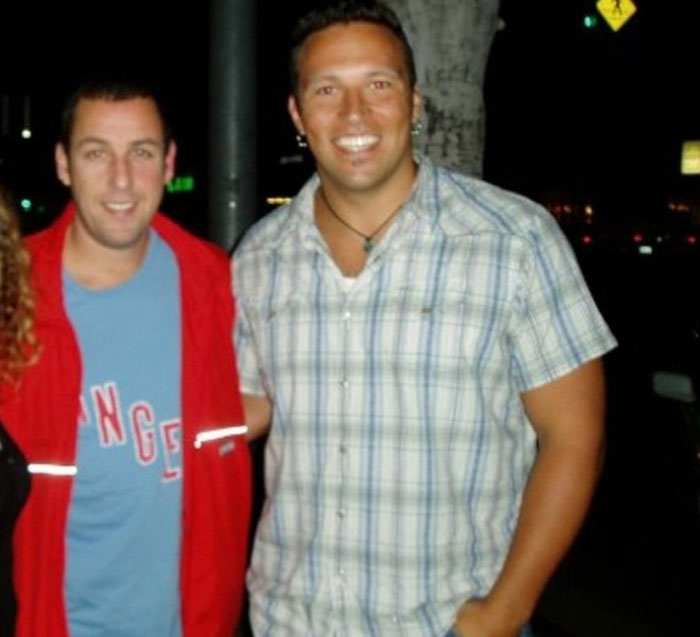 30 People Recall Encounters They Had With Celebrities Who Were Surprisingly Kind