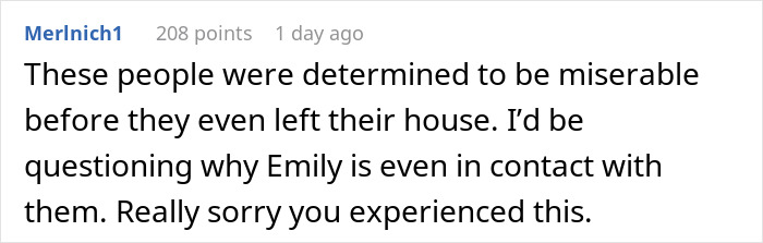 Person Appalled As GF’s Racist Parents Roast Their Restaurant And Tell Her To Get A “White Man” Person Appalled As GF’s Racist Parents Roast Their Restaurant And Tell Her To Get A “White Man”