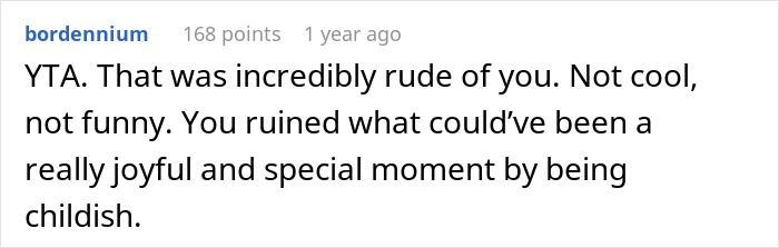 “Nobody Laughed”: Guy Leaves Wedding With His Tail Between His Legs After “Joke” Fails “Nobody Laughed”: Guy Leaves Wedding With His Tail Between His Legs After “Joke” Fails