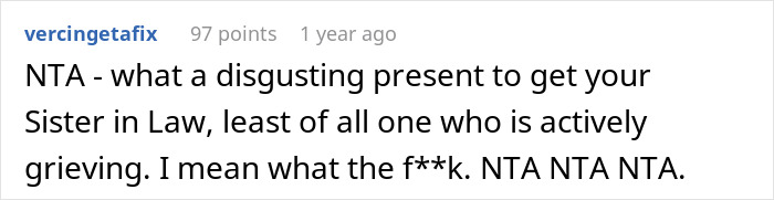 &ldquo;Inconsiderate, Insecure, Pompous&rdquo;: Brother's Thoughtless Gift Leads To Showdown At Dinner