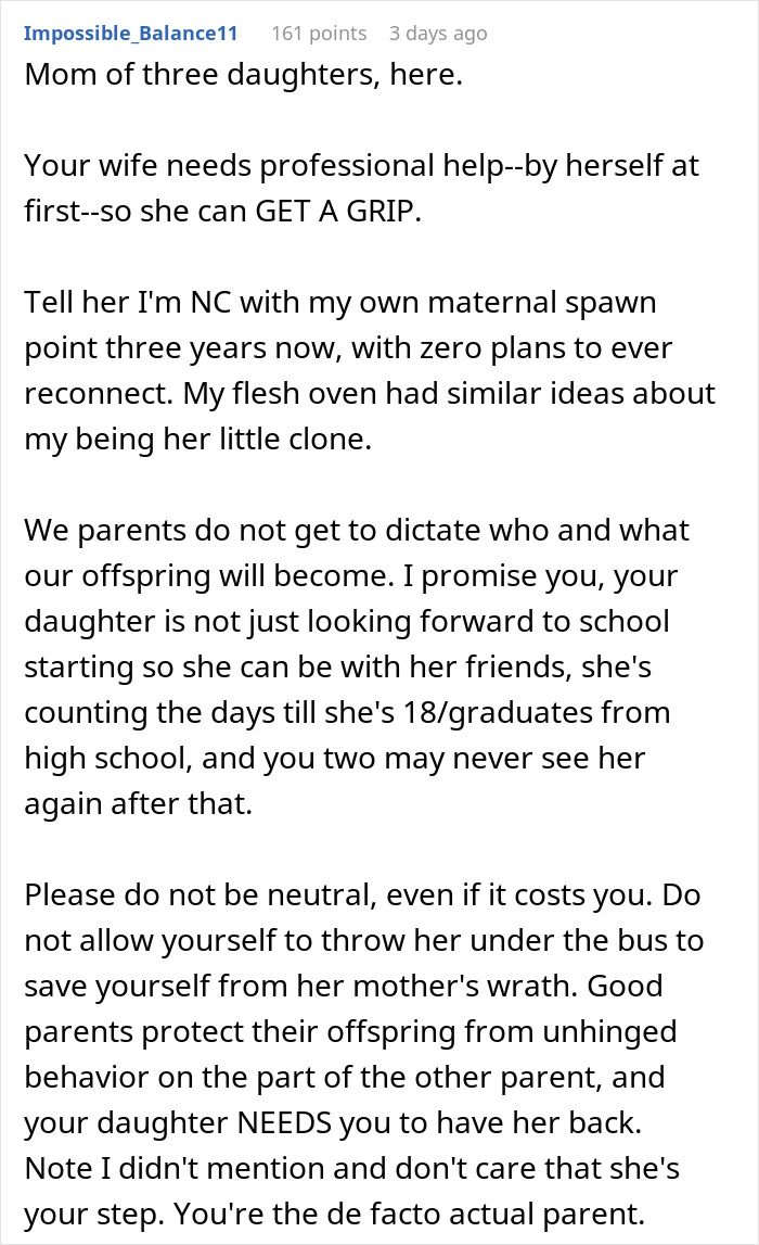 Teen&rsquo;s Aesthetic Doesn&rsquo;t Match What Her Mom Envisioned For Her, Mom Can&rsquo;t Take It Anymore