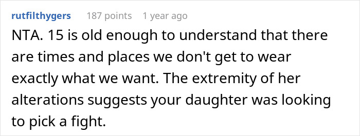 15YO Ruins Dress By Making It Emo Despite It Being Bought For Her Sister’s Wedding, Gets Uninvited 15YO Ruins Dress By Making It Emo Despite It Being Bought For Her Sister’s Wedding, Gets Uninvited