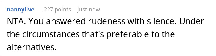 Bride Insults Sis At The Wedding, Says Her Job Is A “Little Hobby”, Livid When She Leaves The Event Bride Insults Sis At The Wedding, Says Her Job Is A “Little Hobby”, Livid When She Leaves The Event