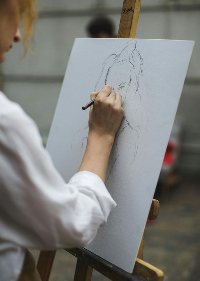 Woman Is Shocked By Nephew’s Drawings, Demands He Be Punished Woman Is Shocked By Nephew’s Drawings, Demands He Be Punished