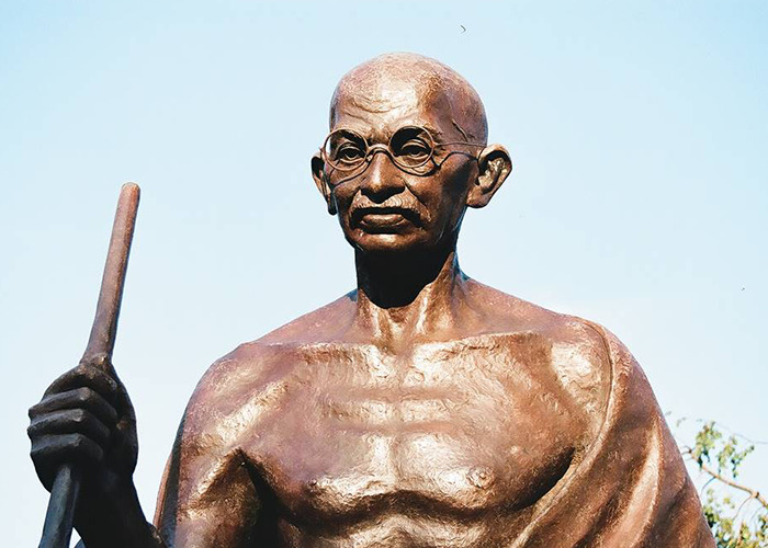 “Dated A 12-Year-Old And Got Her Pregnant”: 30 Beloved Celebs That Deserve To Be Canceled